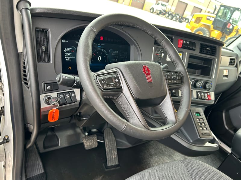 L7011 -  - Image 2