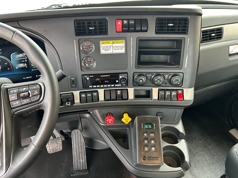 L7011 -  - Image 3