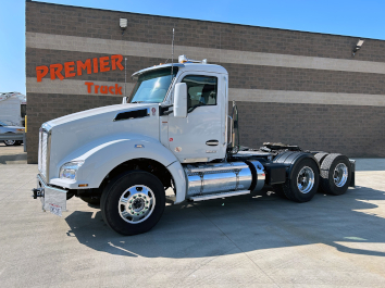Roll Off Trucks